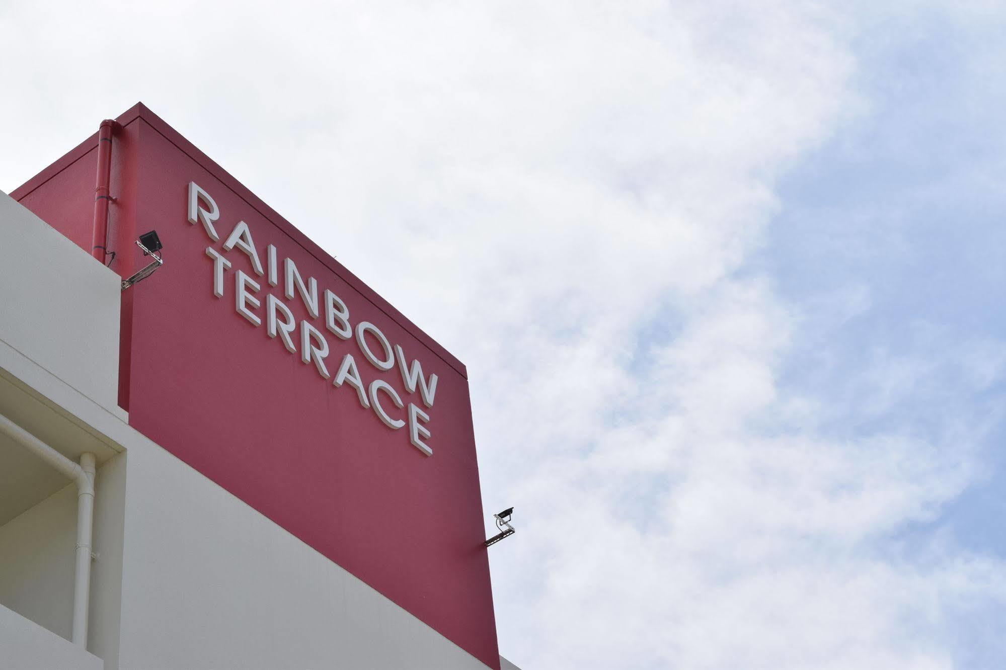 Apartamento Rainbow Terrace Ginowan Exterior foto