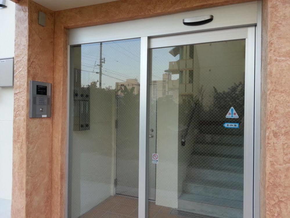 Apartamento Rainbow Terrace Ginowan Exterior foto