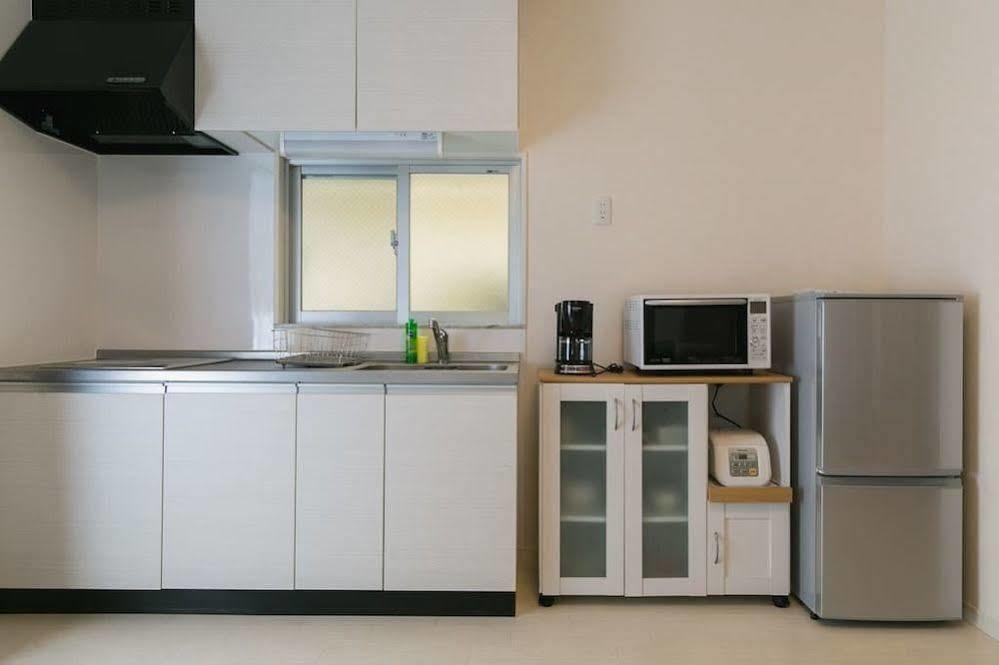Apartamento Rainbow Terrace Ginowan Exterior foto